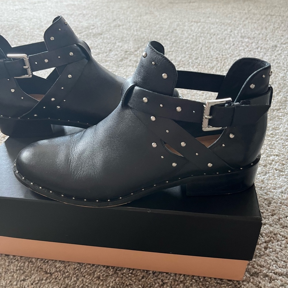 Black leather casual ankle boots size 9
